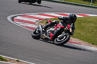 donington-no-limits-trackday;donington-park-photographs;donington-trackday-photographs;no-limits-trackdays;peter-wileman-photography;trackday-digital-images;trackday-photos